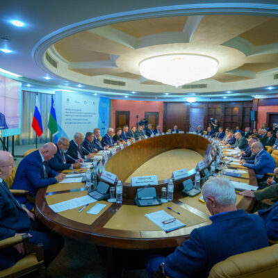 Торжественное выездное заседание «Роль природного газа в развитии Югры и России»